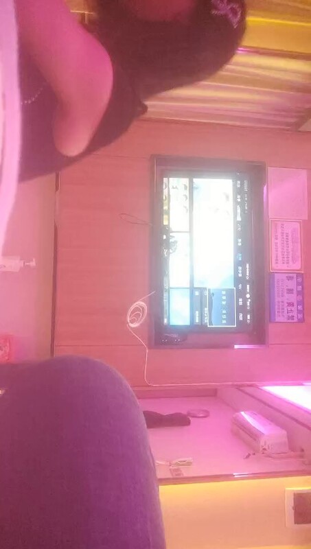 酒店偷情極品沐足技師！旗袍製服肉絲誘惑，高跟鞋猛操濕穴浪叫不停
